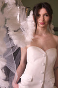 Load image into Gallery viewer, woman wearing hayze bridal veil