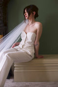 Load image into Gallery viewer, woman wearing hayze bridal pearl edge veil