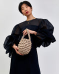 Charger l'image dans la visionneuse de la galerie, Hive Handmade Bridal Bag, Oyster