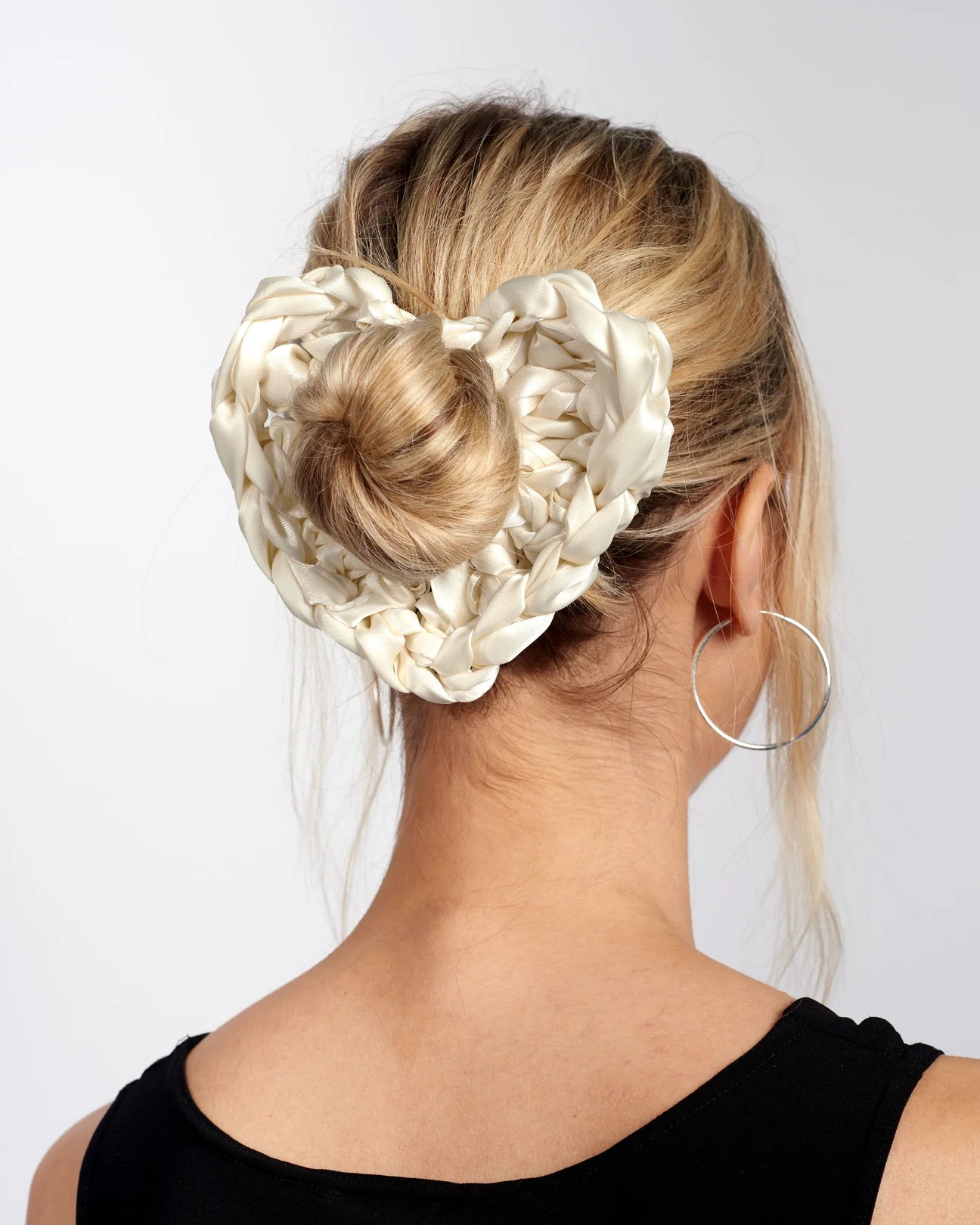 heart scrunchie in white