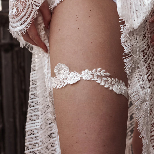 woman wearing hayze bridal garter