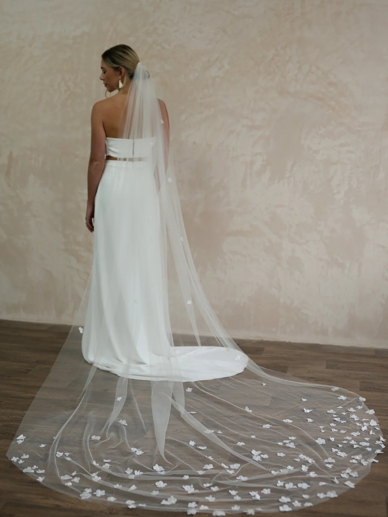 woman wearing hayze bridal veil