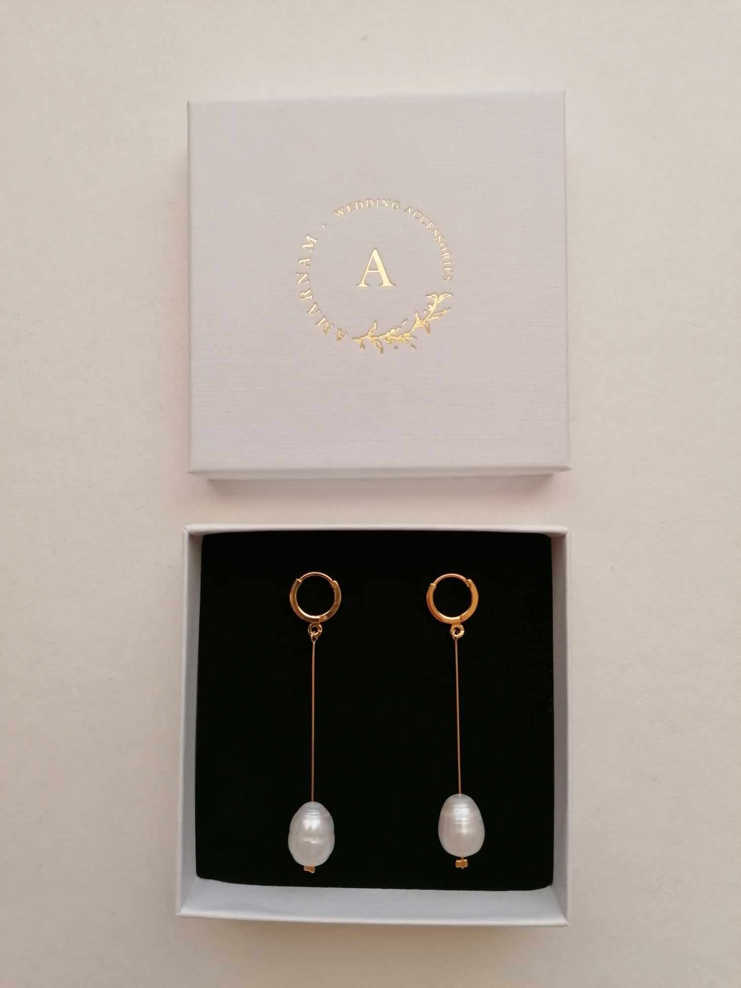 Amarnam pearl bridal earrings