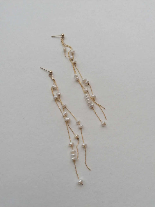 Amarnam pearl bridal earrings