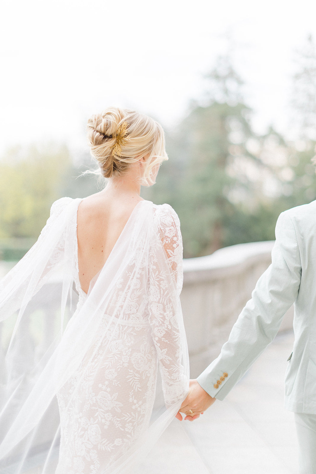 bride wearing Amarnam bridal hair comb