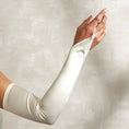 Load image into Gallery viewer, Cornelia James opera bridal gloves
