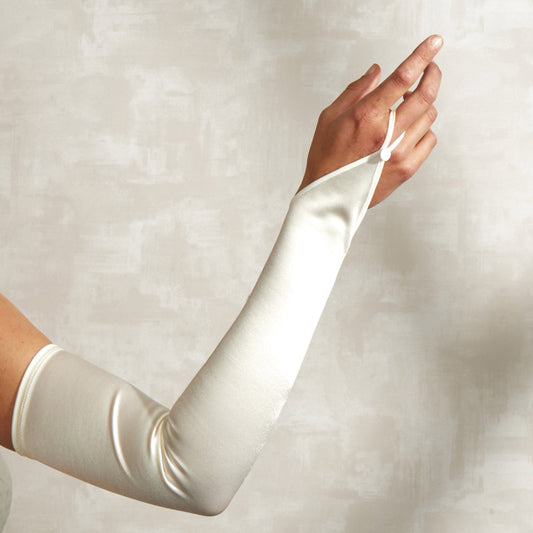 Cornelia James opera bridal gloves