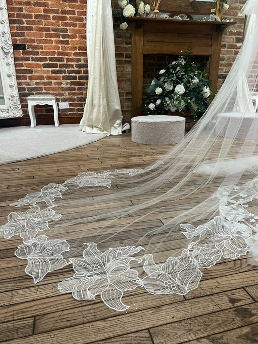 hayze bridal lotus veil