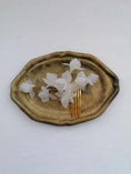 Load image into Gallery viewer, Amarnam silk bridal hair comb
