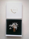 Load image into Gallery viewer, Amarnam silk bridal hair comb
