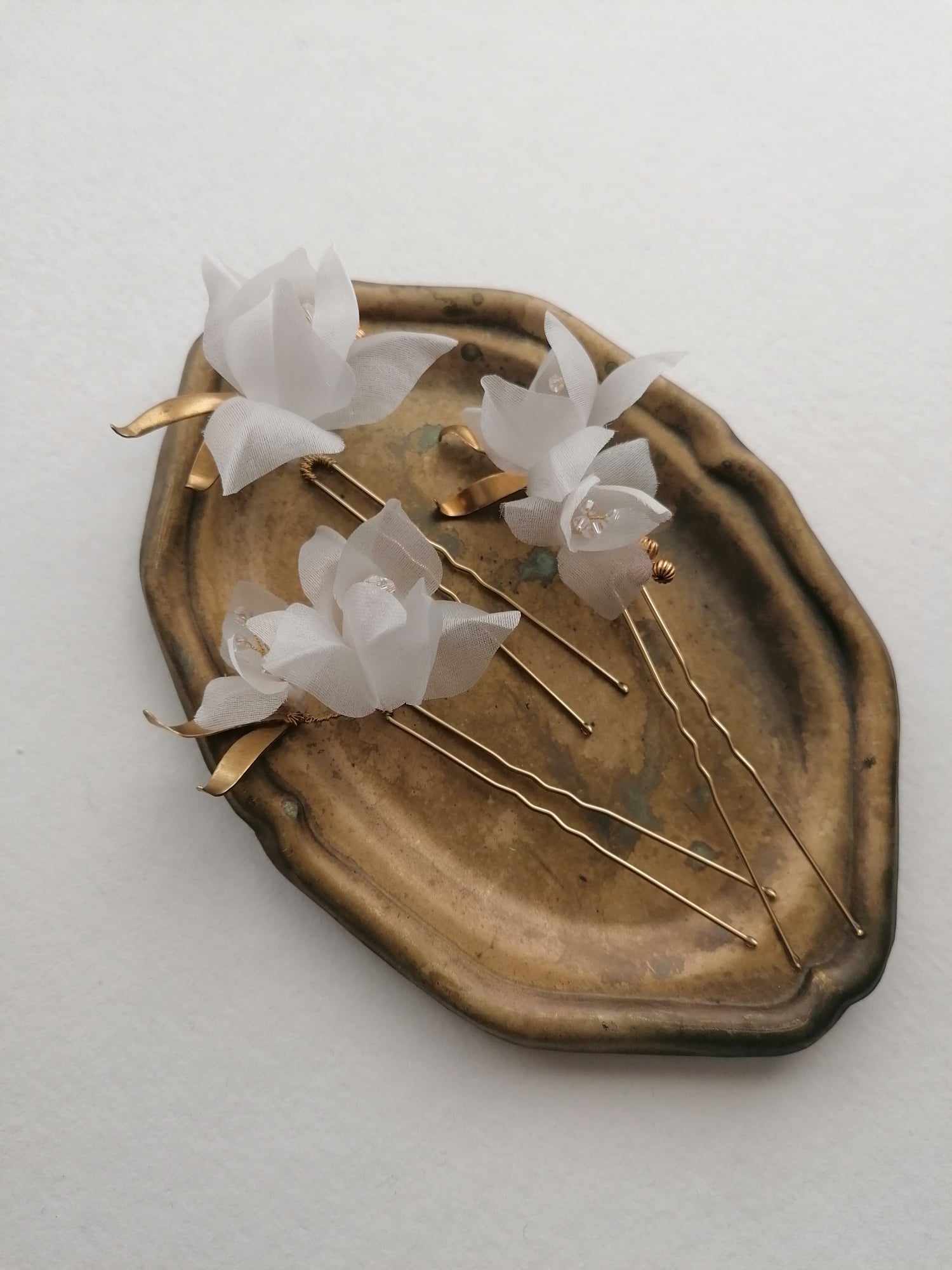 Amarnam pangsha silk bridal hair pins