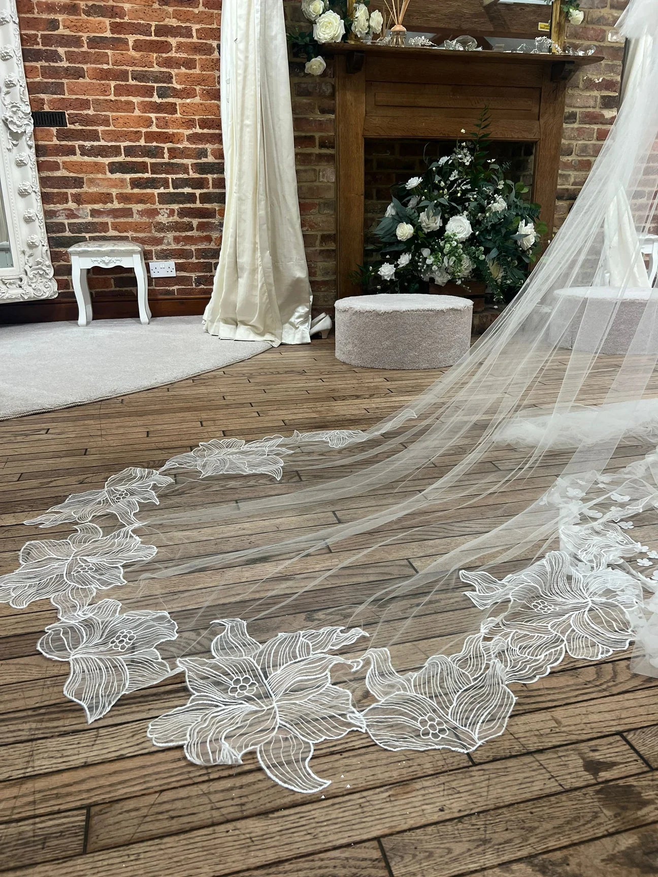 hayze bridal veil